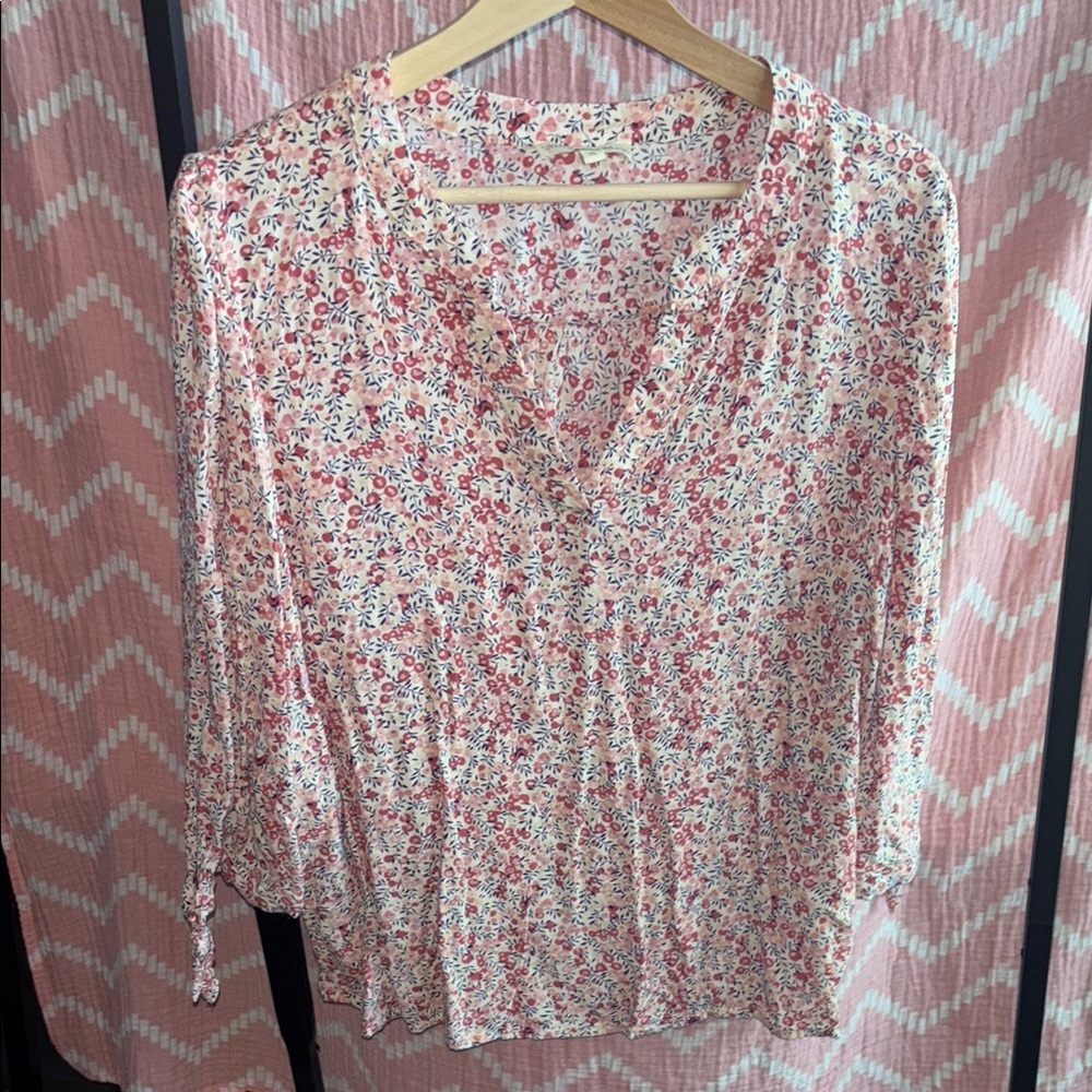 Floral V-Neck 3/4 Sleeve Blouse